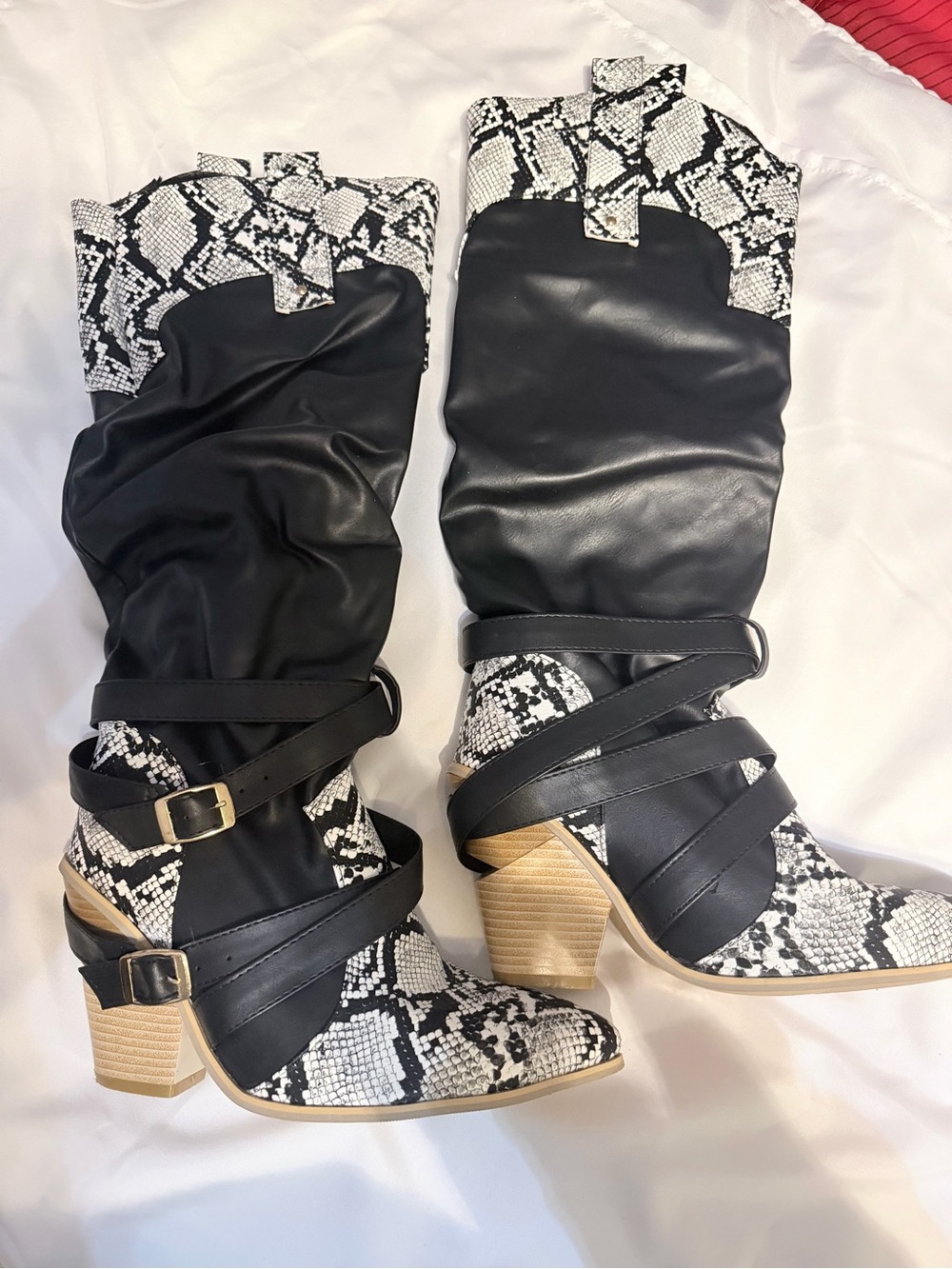 Women's Black & Snake-Print Mid-Calf Heeled Boots